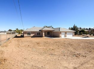 10397 Arroyo Rd, Hesperia, CA 92345