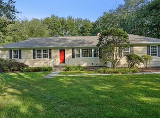 19 High Ridge Pl, Easton, CT 06612