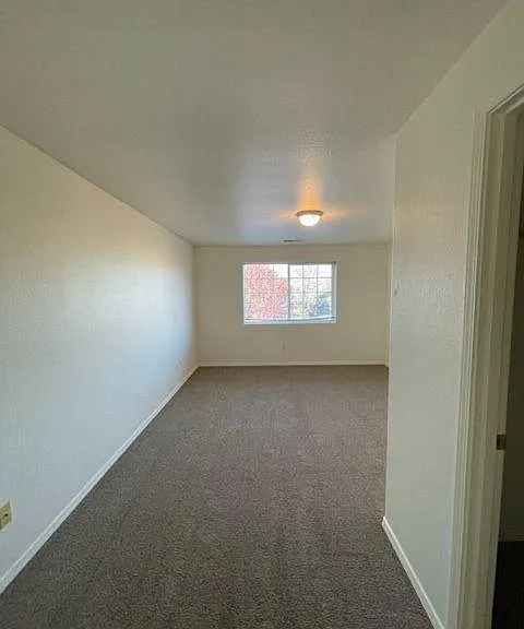 2852 SW Juniper Ave #2852 — Photo 8