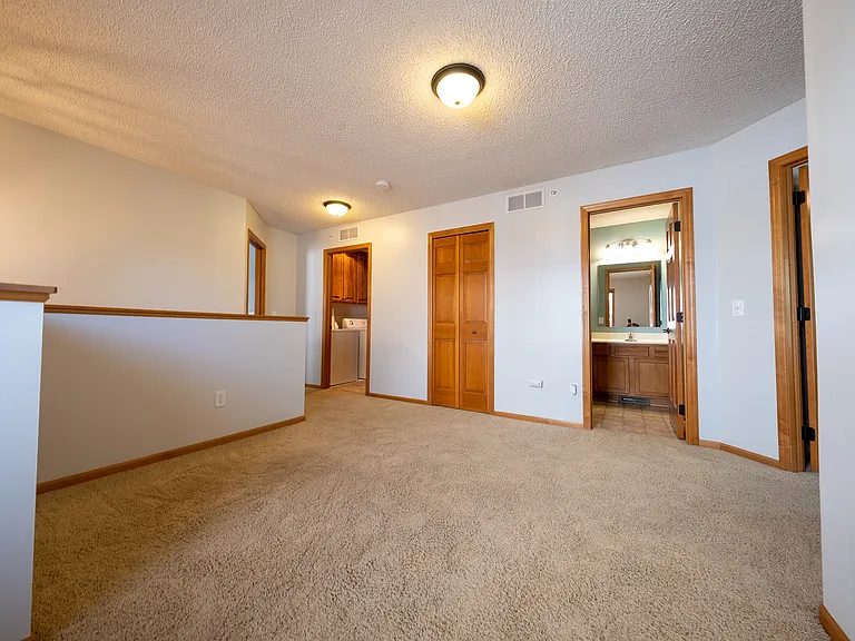 10930 Fergus St NE #F — Photo 10