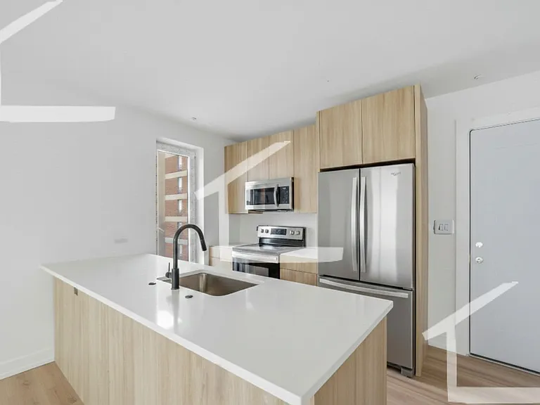 1035 Commonwealth Ave — Photo 9