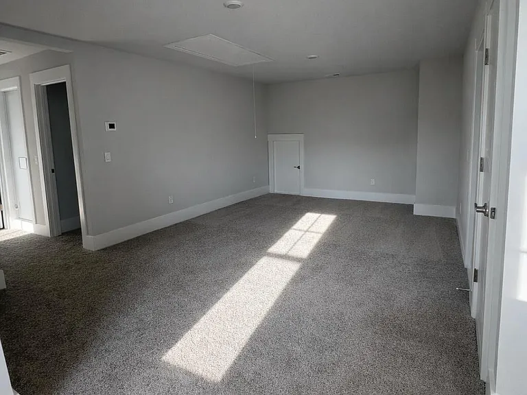 2083 Cypress Hill Dr SE — Photo 6