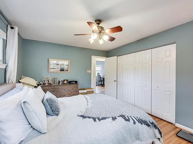 4704 Lance Ct — Photo 25