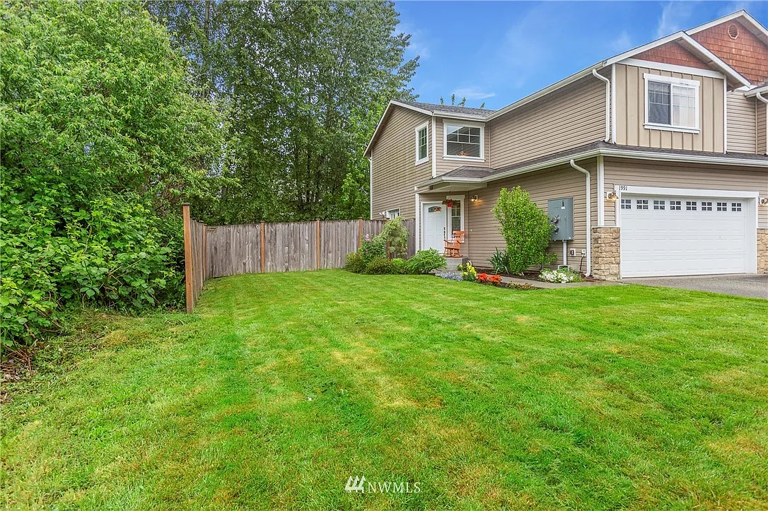 1991 125th Avenue NE #1 photo 1