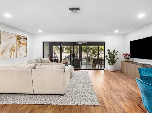 27 Stratford Ln Lane W #C, Boynton Beach, FL 33436