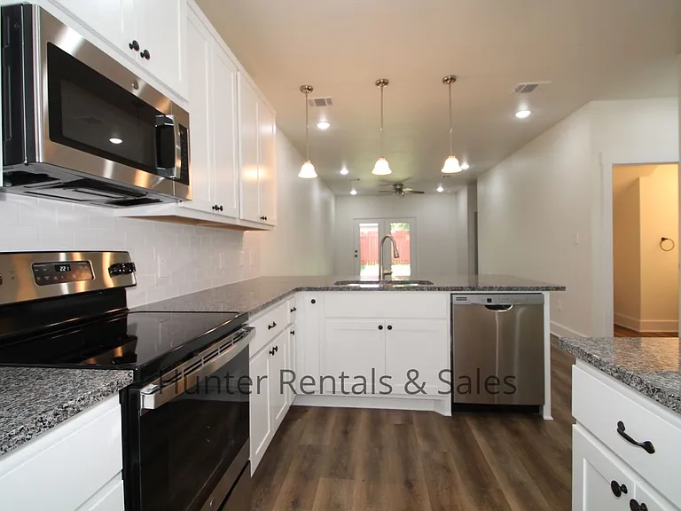 1956 Royal Loop — Photo 11