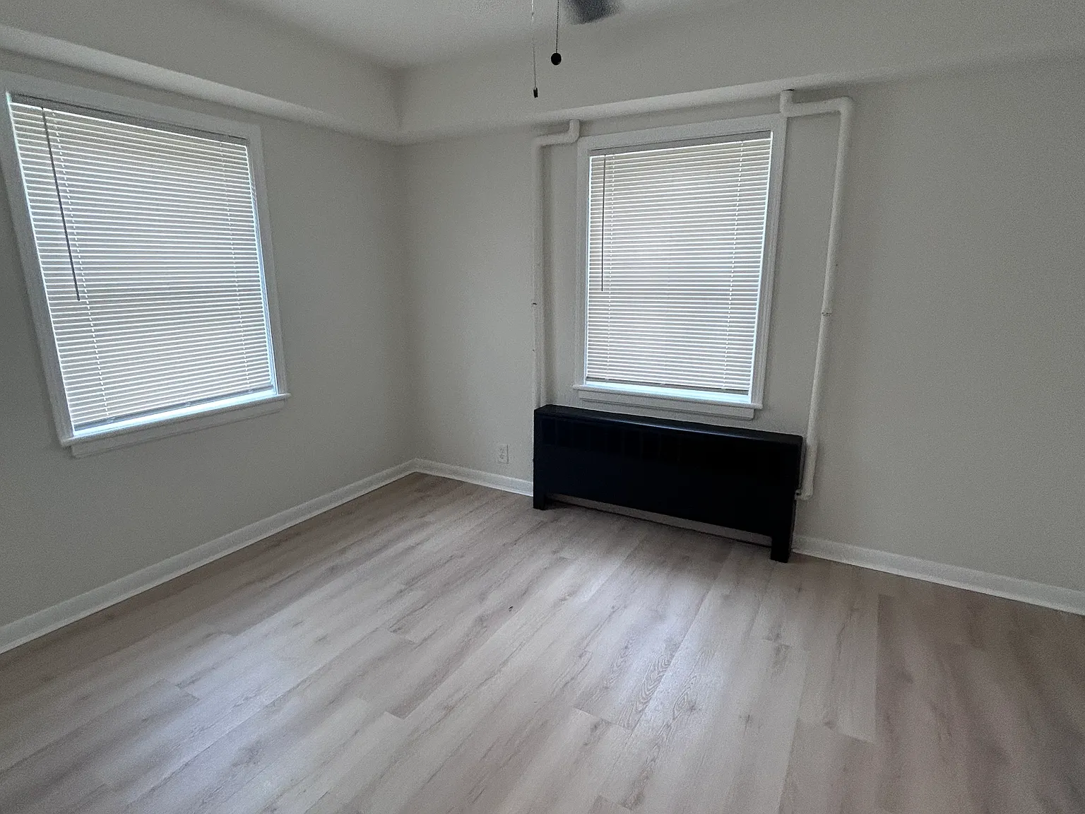 2 bed, 800 sqft, $1,425 — Photo 4