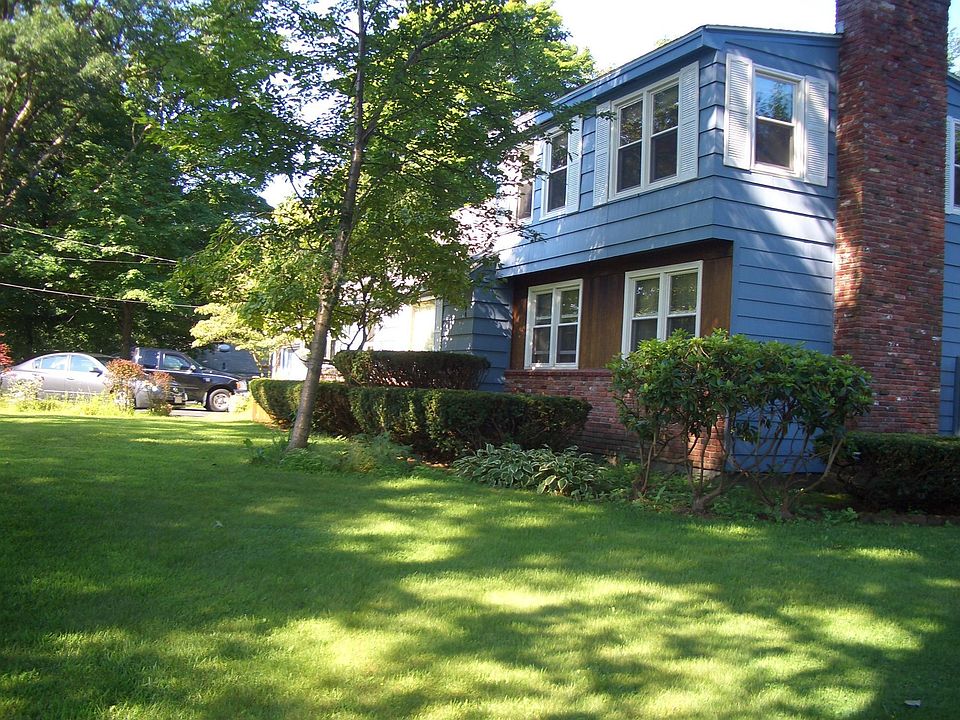 1st image of 36 Woodland St