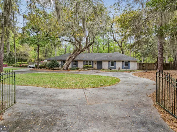 174 Saint Clair Dr, Saint Simons Island, GA 31522