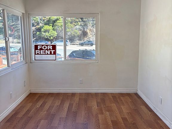 2nd image of 3244 Reynard Way