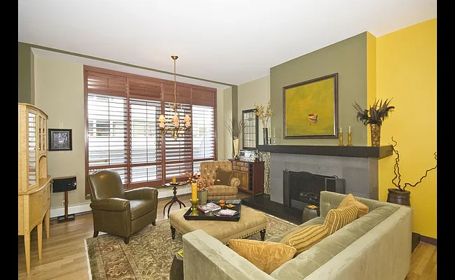 Sold by Douglas Elliman | media 26