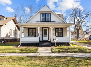 934 Howard St, Green Bay, WI 54303