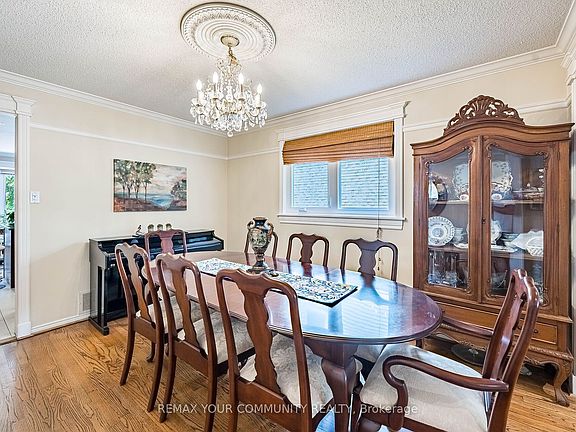 4th image of 16 Valleyview Rd