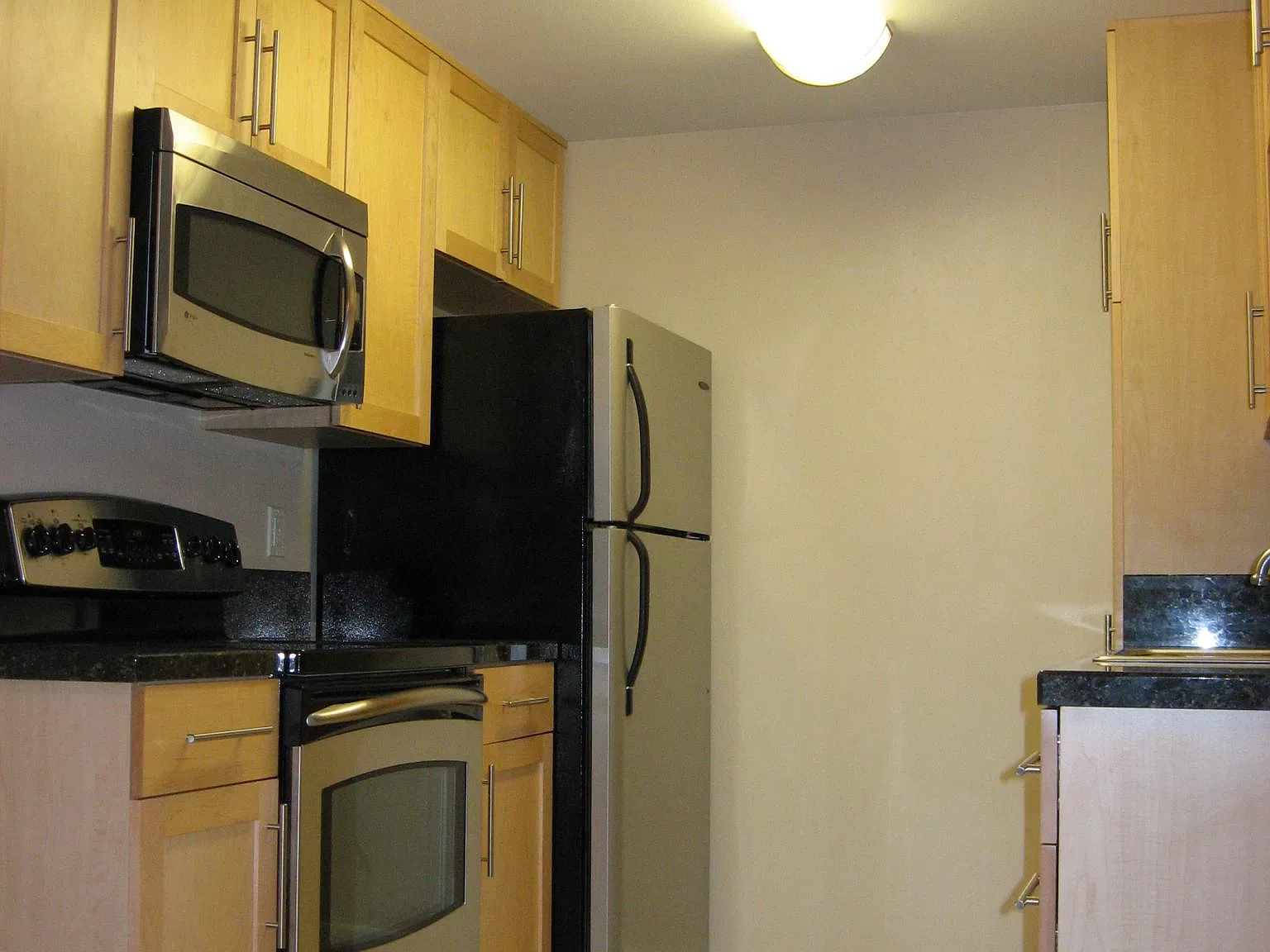 121 Player Ct — Photo 2
