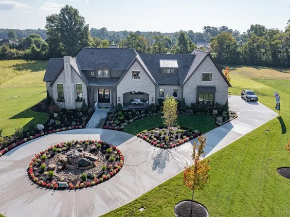9702 Christian Ct, Hamilton Township, OH 45140