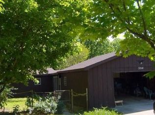 204 Knott Rd, Niles, MI 49120