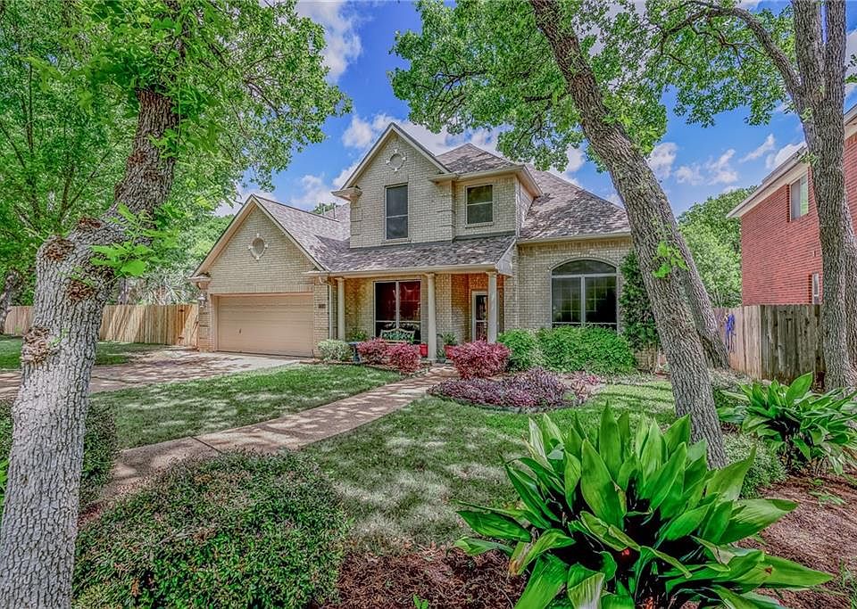 1st image of 2316 Berwick Dr