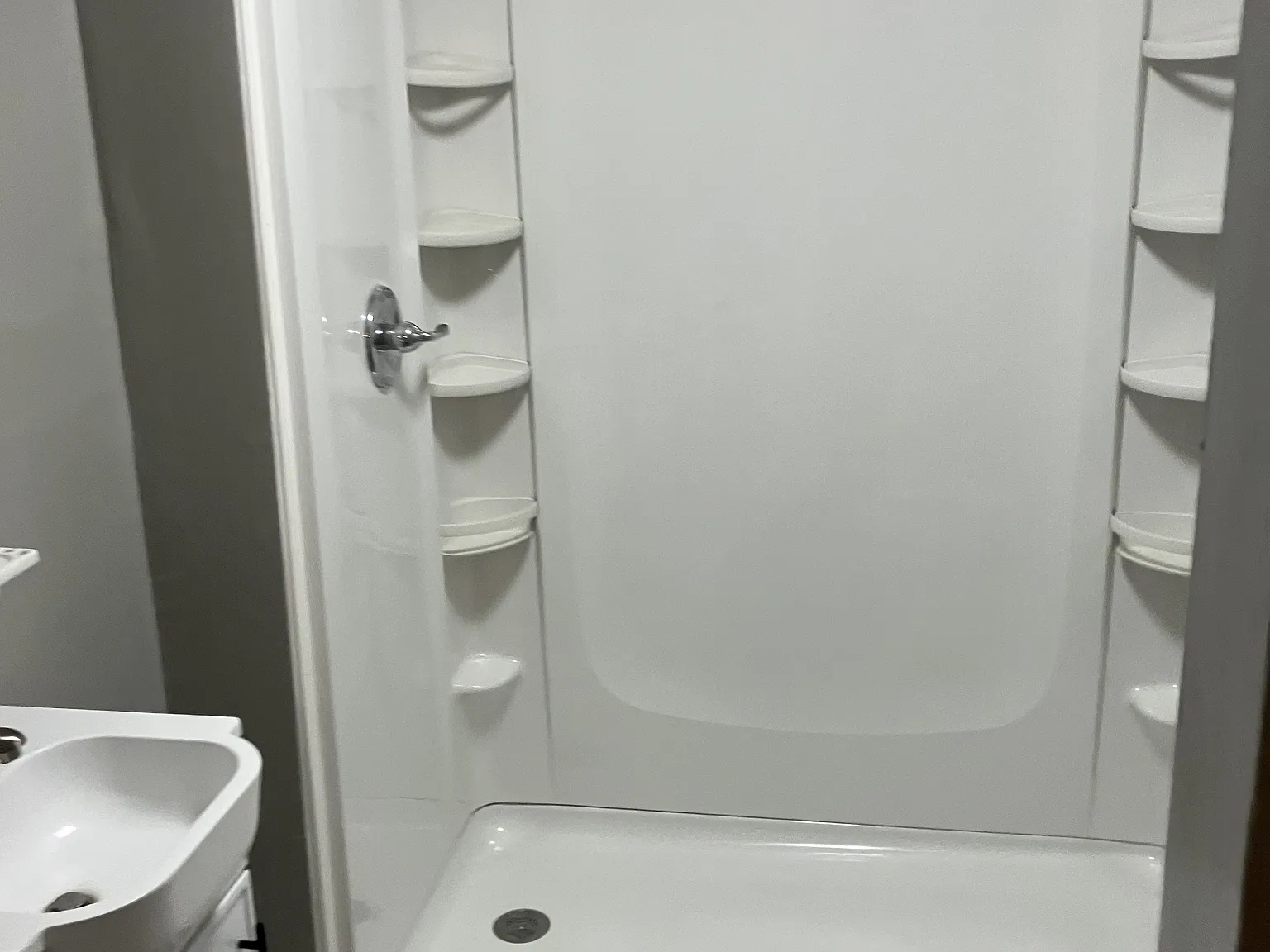 2 bed, 672 sqft, $1,650 — Photo 3