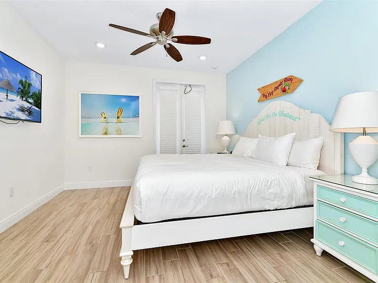 8024 Flip Flop Way — Photo 29