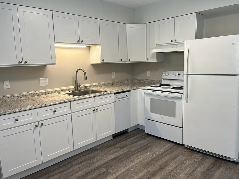 1413 Mana Ln #9 — Photo 4