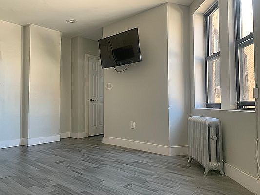 1st image of 234 W 135th St #5F