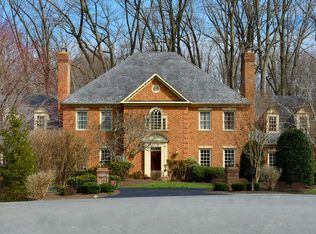 8000 Greenwich Woods Dr, Mc Lean, VA 22102