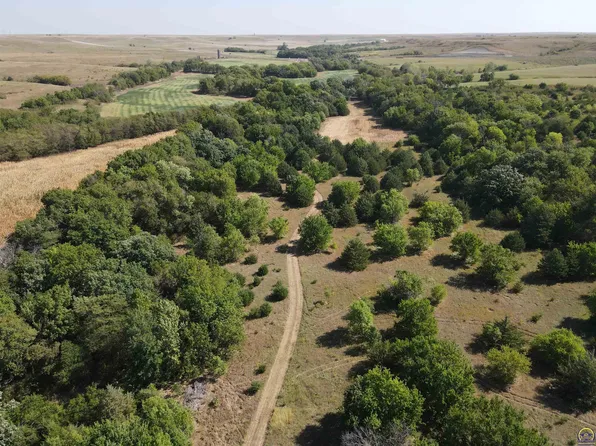 0 Old Highway 18, Manhattan, KS 66502