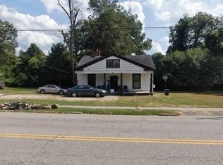 153 Saluda St, Chester, SC 29706