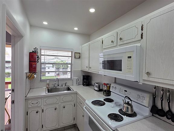 4th image of 5300 Washington Street #L338