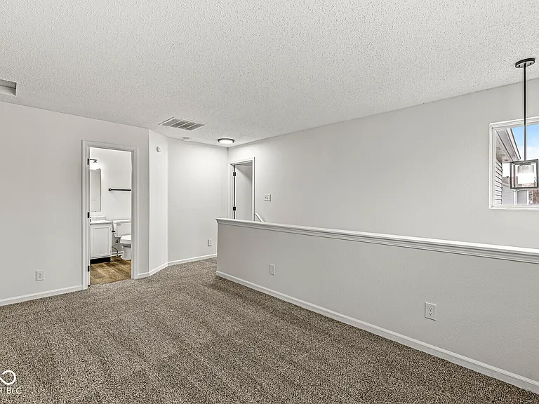 1316 Freemont Ln — Photo 12