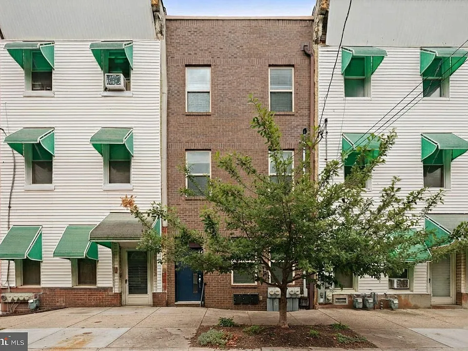 1607 Brown St #2