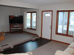 1817 14th St, Two Rivers, WI 54241