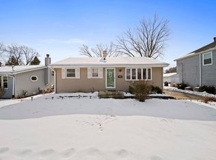 229 Heather Ave, Grayslake, IL 60030