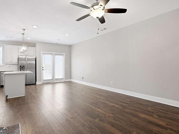5th image of 6449 Scudders Dr