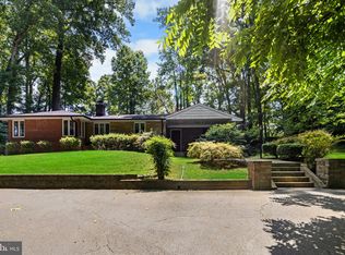 7400 Oriole Ave, Springfield, VA 22150