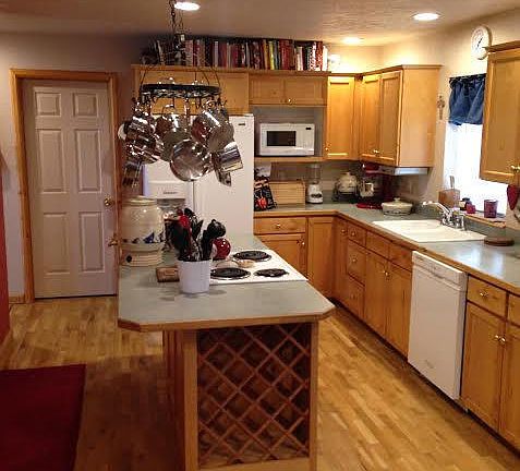 3rd image of 3 W Flintlock Ln
