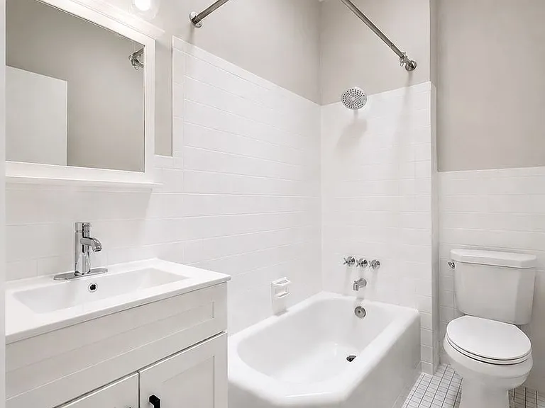 2109 S 67th St — Photo 12