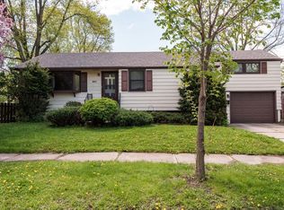 1610 5th St NE, Rochester, MN 55906