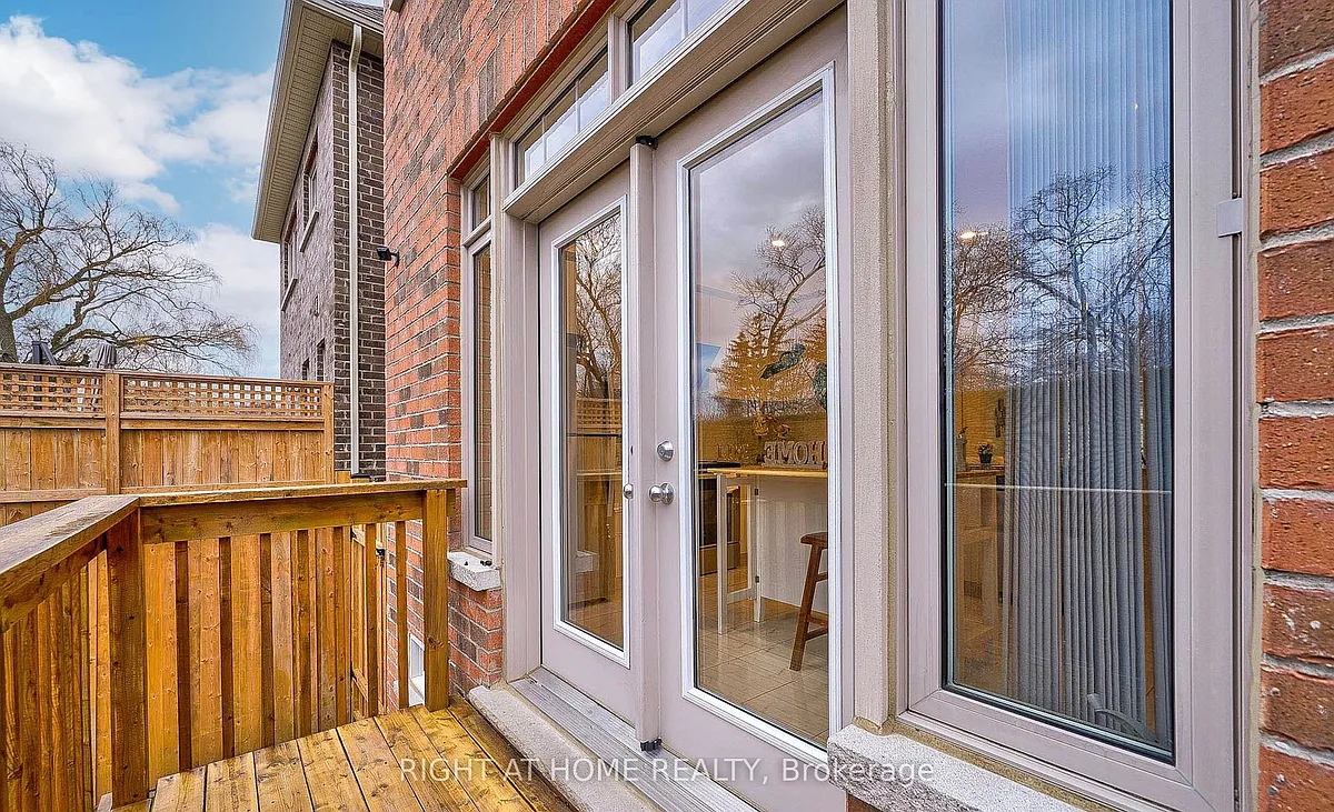 Building Photo - 15 Culloden Ct #UPPER