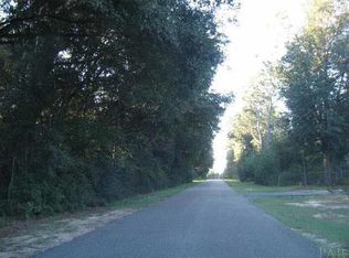 5453 Inwood Dr, Milton, FL 32571