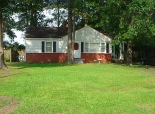 1500 Roberson Dr, Tarboro, NC 27886