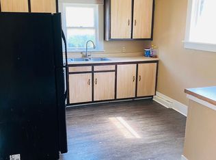 158 Wayne Pl APT 1, Sharon, PA 16146