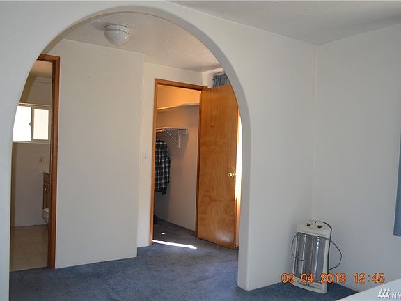 4th image of 20 N Carp Pl S