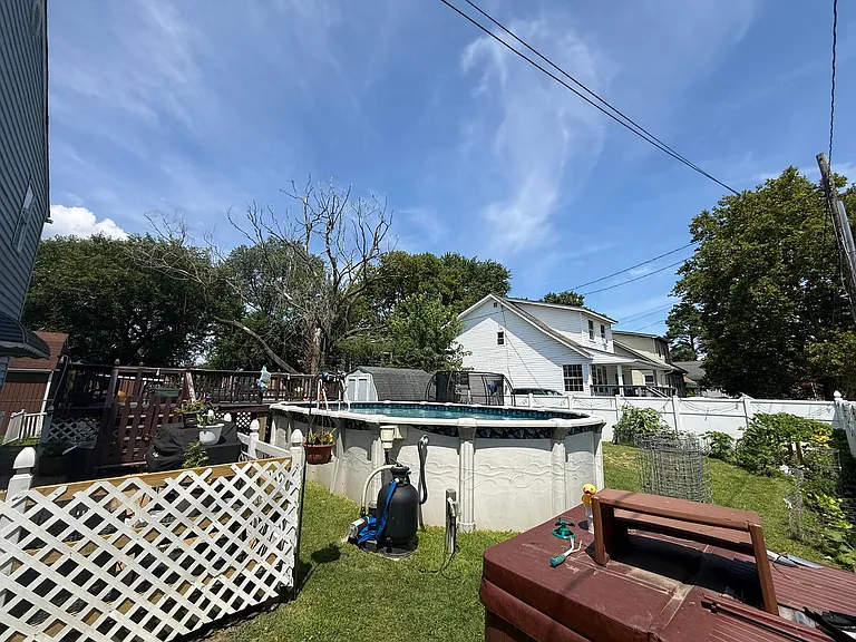 7714 Bay Front Rd — Photo 17