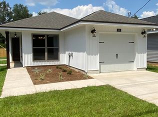 8435 Calvert St, Pensacola, FL 32514