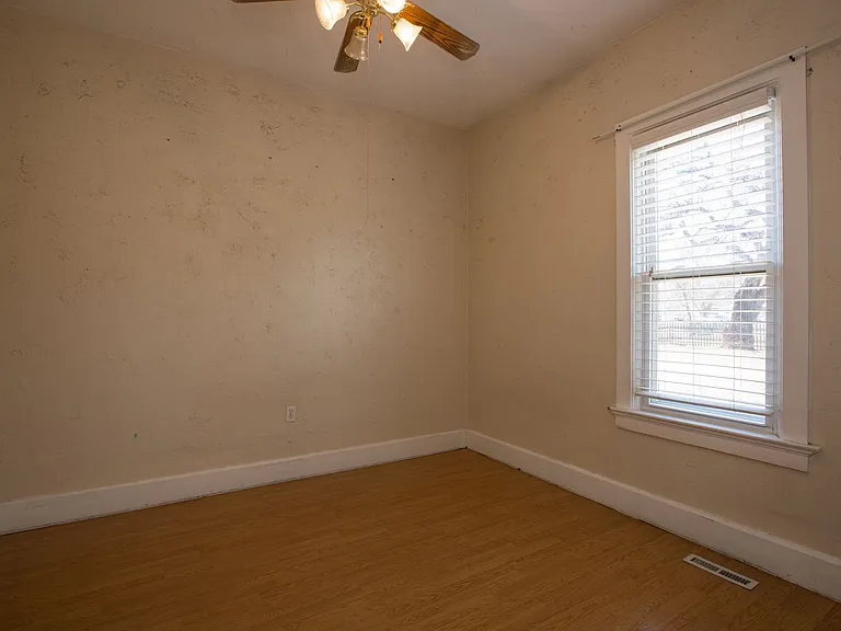 312 Cherry St — Photo 9