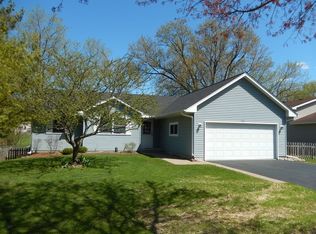 427 Gerry St, Woodstock, IL