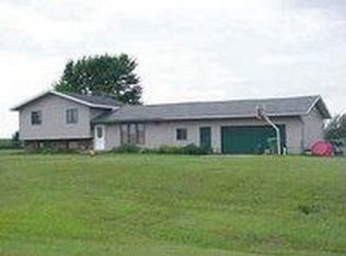 31283 Indigo Rd, Hinton, IA 51024