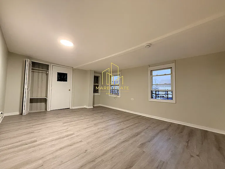809 Summer Ave #22 — Photo 2