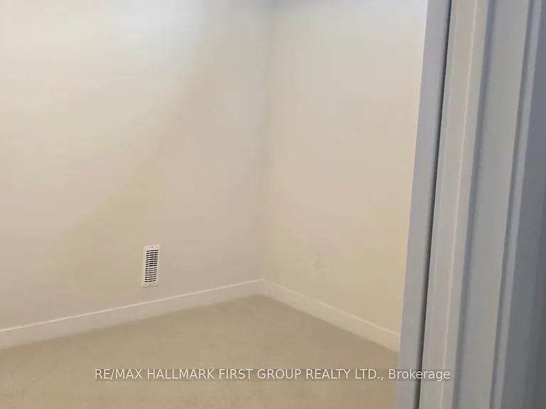 807 Griffin Trl #LOWER — Photo 4